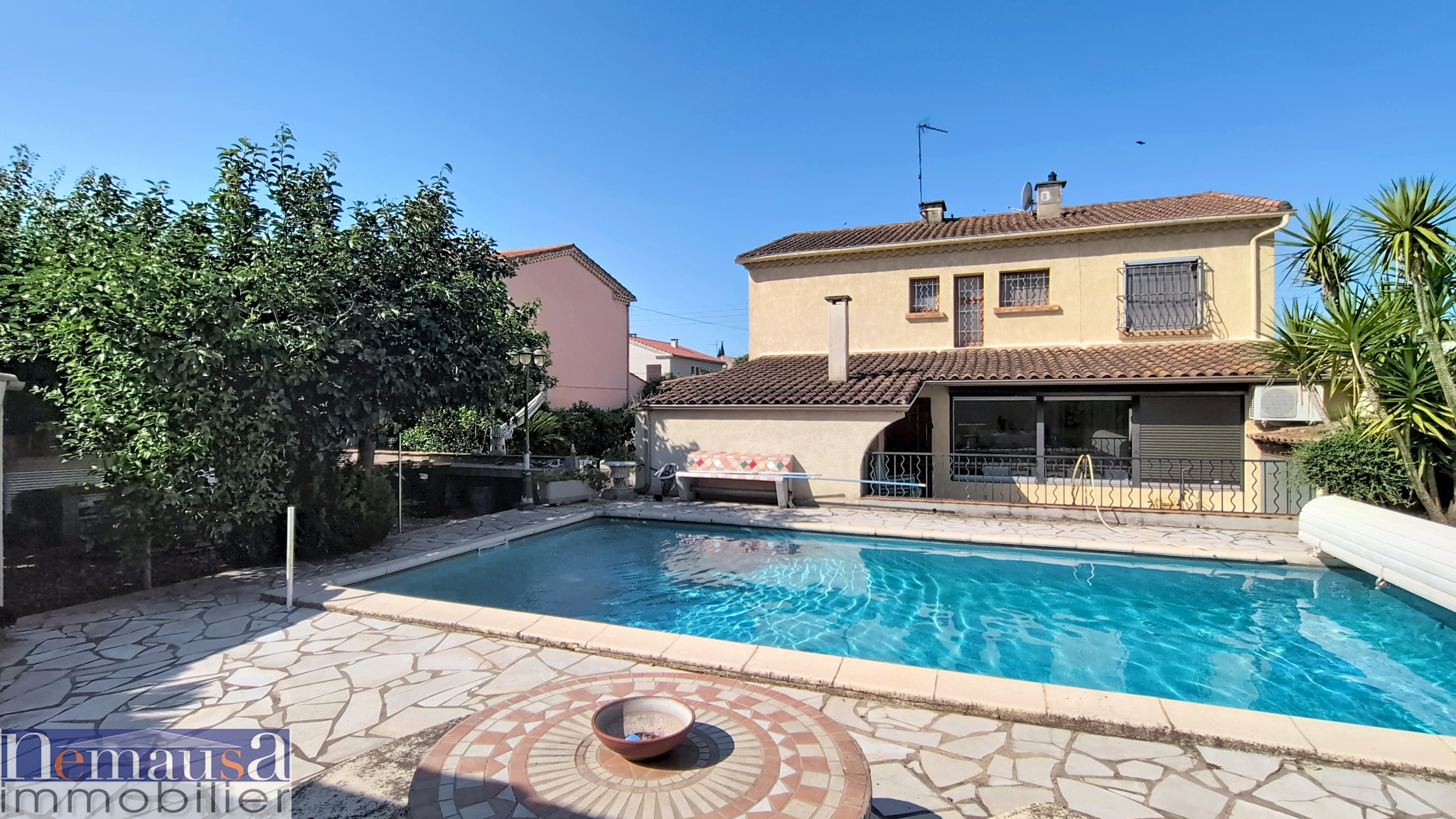 Maison familiale 165 m2 - 4 chambres - Piscine - Terrain 610