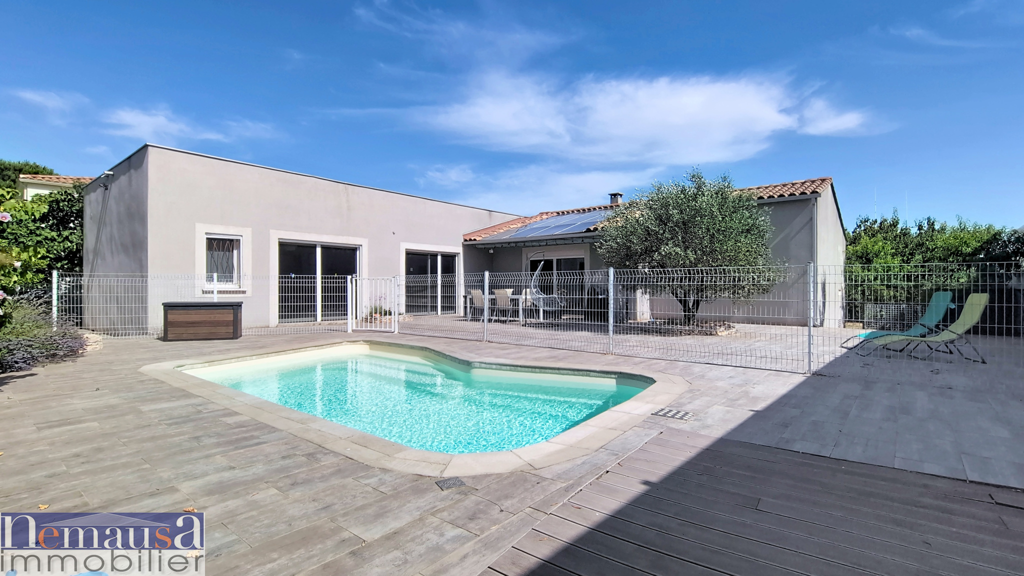 POULX, Villa contemporaine de plain-pied 156 m2, 4 chambres